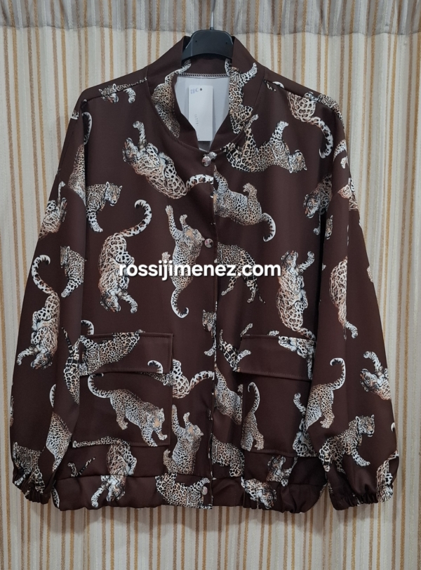 Bomber Leopardo (Ancho 135 cm talla 50/52 aprox.)