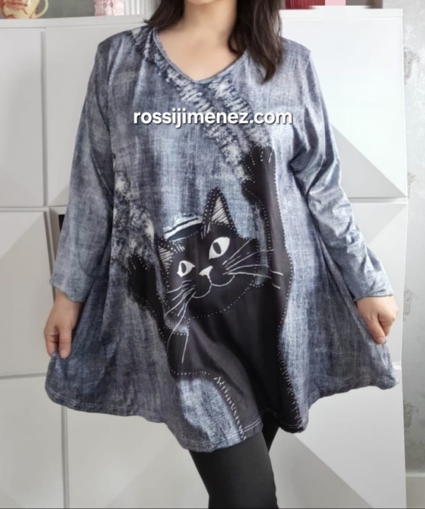 Camiseta Maxi Impresión Tejana Gato (Talla única 48 a 60 aprox.)