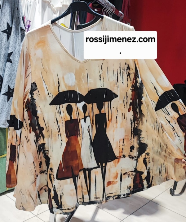 Camiseta Maxi Impresión Mujeres bajo la lluvia (Talla única 48 a 60 aprox.)
