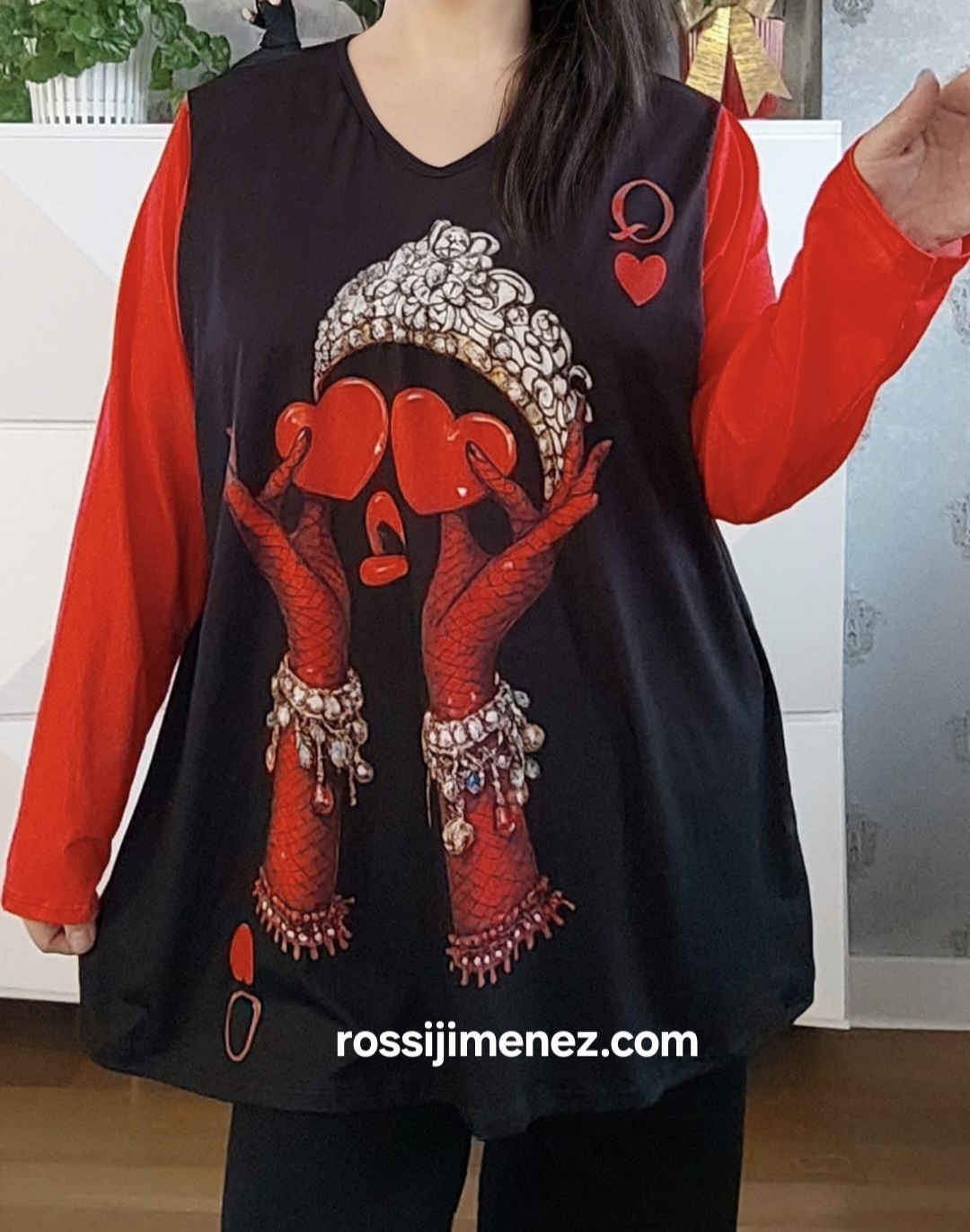 Camiseta Impresión Reina de Corazones (Talla única 44 a 50 aprox.)